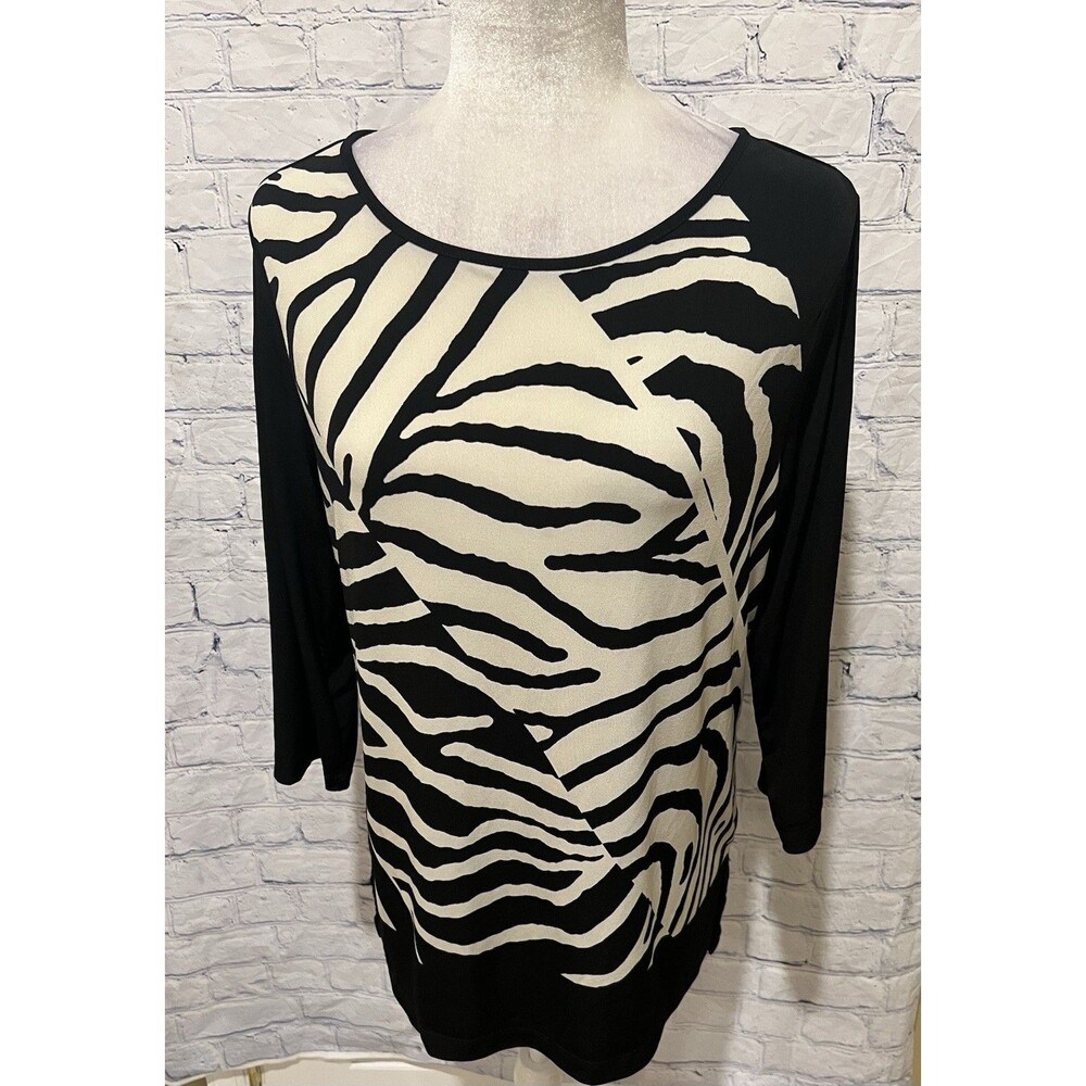 Traveler's by Chicos Chico’s 3/4 Sleeve Polyester Spandex Top Zebra Print 1/M/8